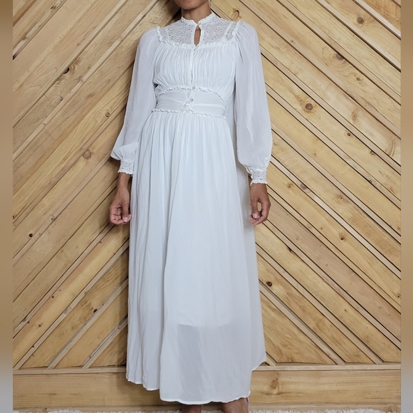 Vintage Lace Victorian 70s Style Nightgown Slip and Coat XS - Picture 3 of 16